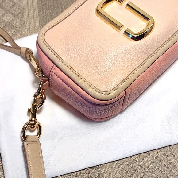 Marc Jacobs The Soft Shot 17 Camera Bag - Picture 9 of 16